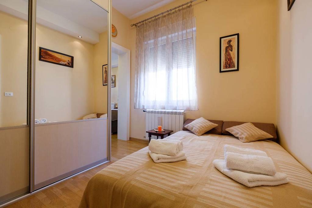 Basco Apartments Knez Mihailova Bělehrad Pokoj fotografie